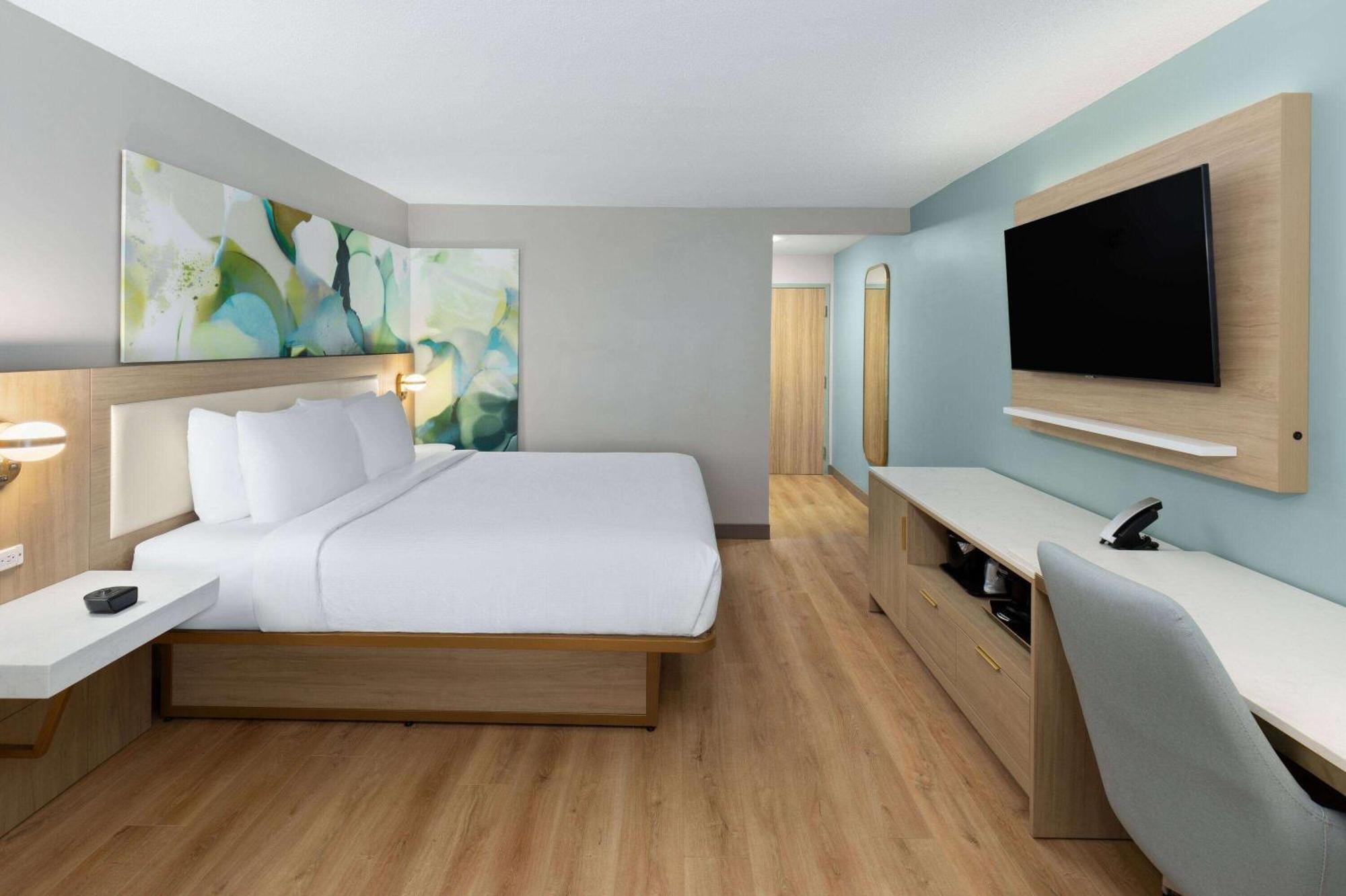 Wyndham Garden Louisville East 외부 사진